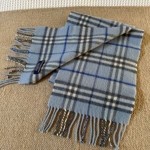 100% Authentic Lambswool Burberry Blue and Gray Checkered Scarf.